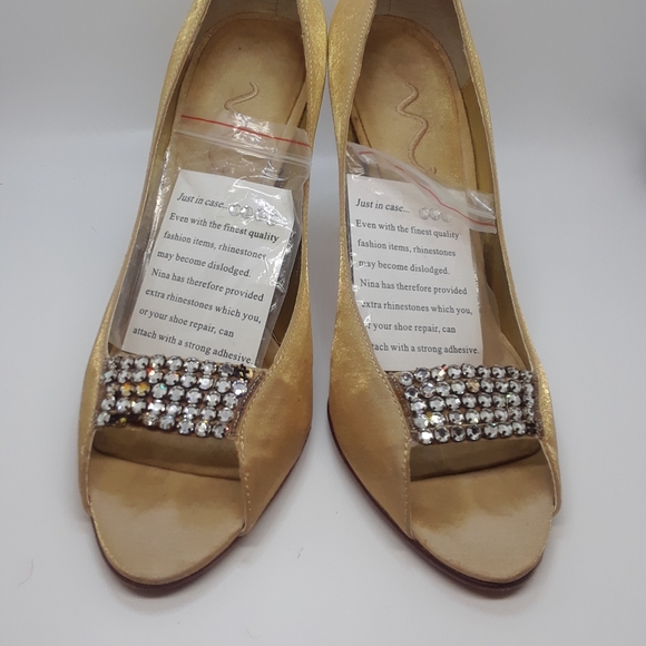 Satin Nina Heels in gold - Picture 9 of 10